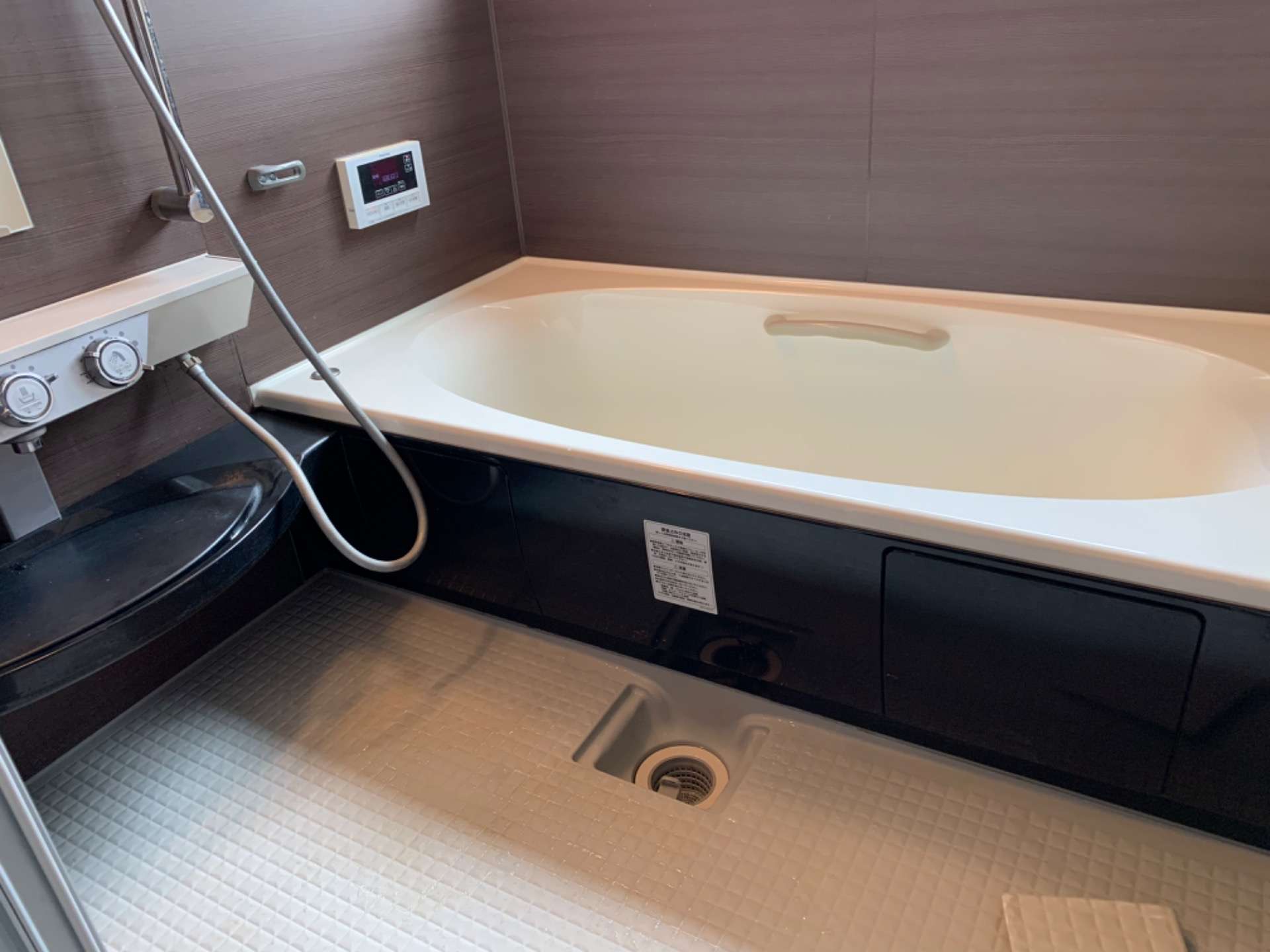 【浴室掃除】浴室洗浄行いました｜アミカル