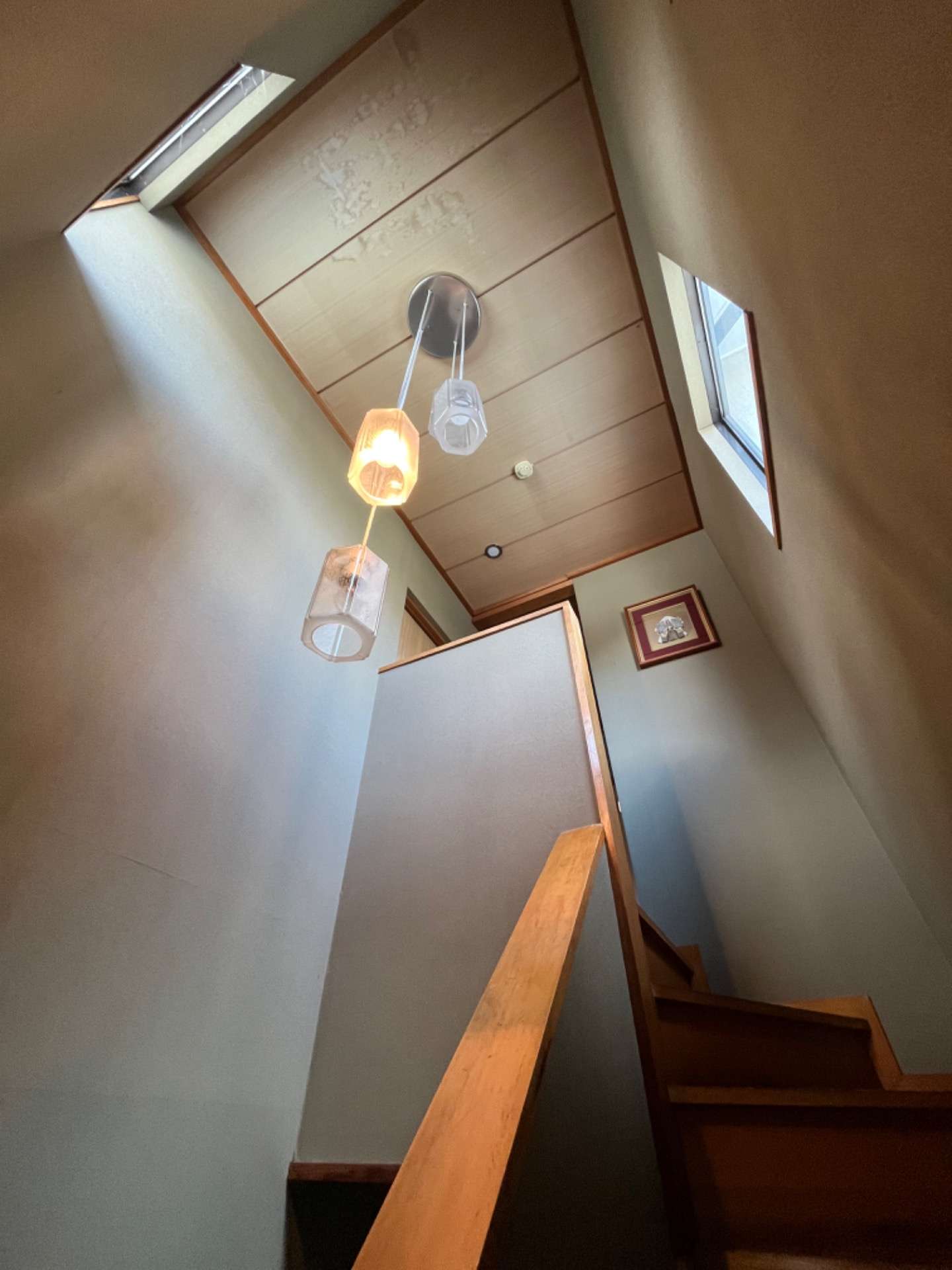 【電球】LED電球に交換しました｜アミカル