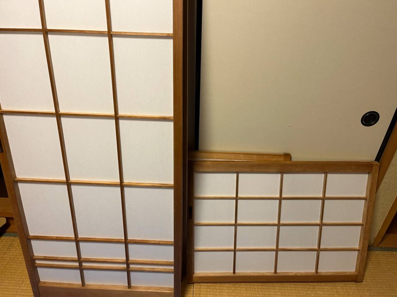 【障子】障子張り替え作業行いました｜アミカル