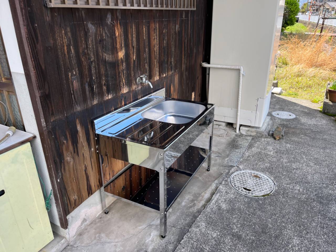 【屋外用シンク】屋外用シンクに取り換え工事行いました｜アミカル
