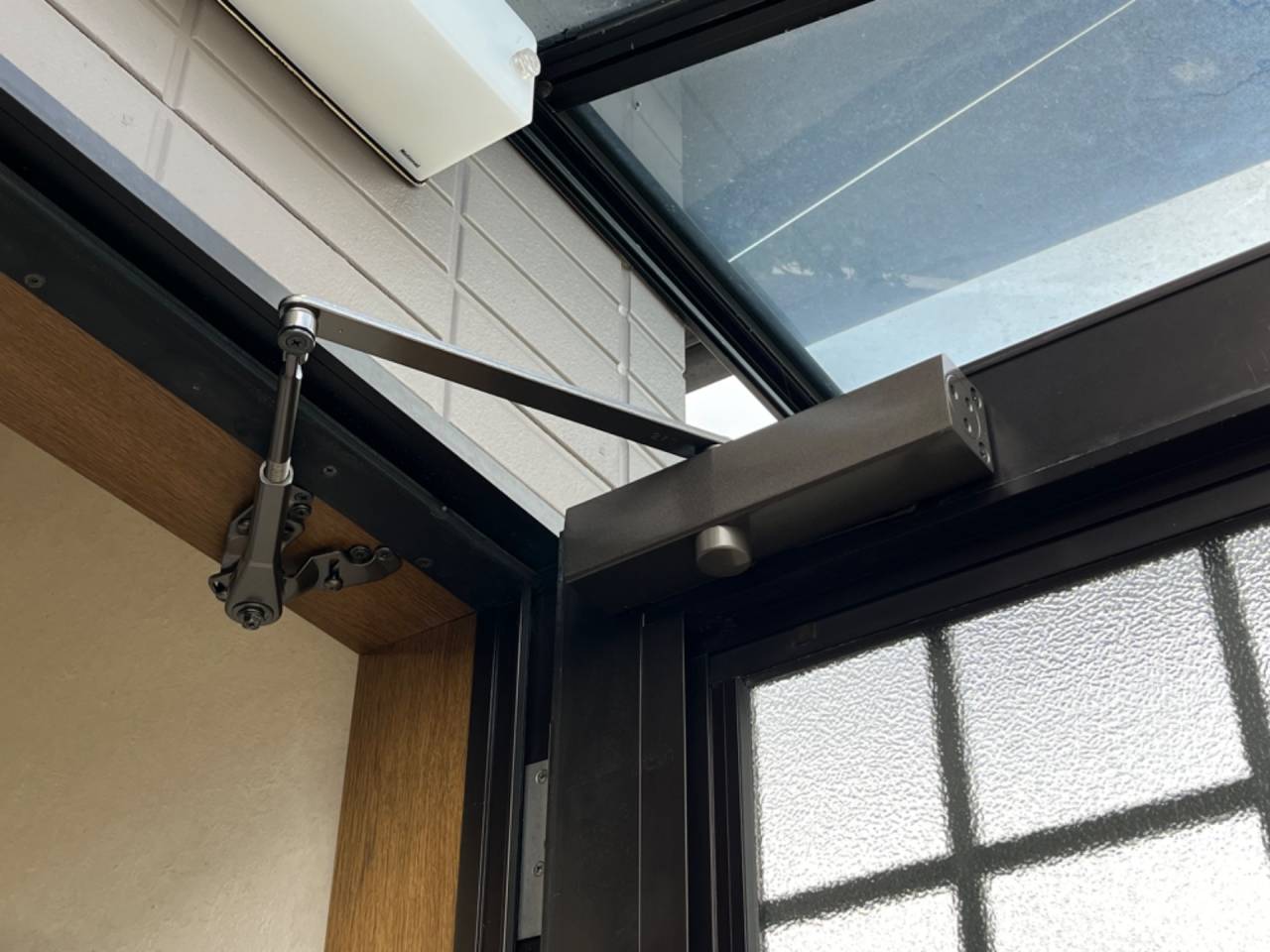 【ドアクローザー】ドアクローザー交換作業行いました｜アミカル